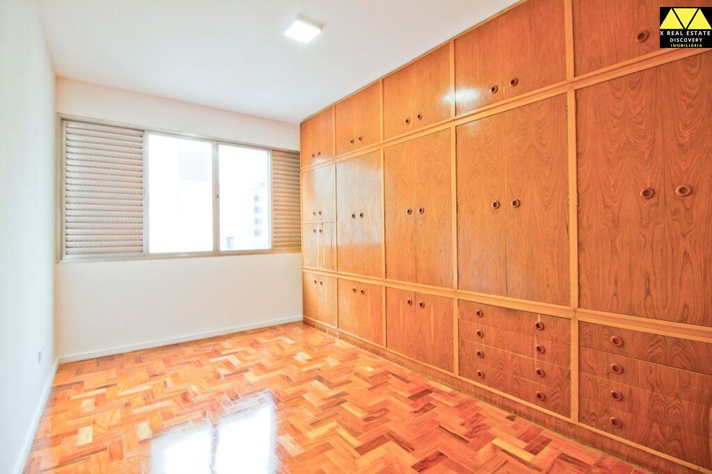 Apartamento à venda com 3 quartos, 134m² - Foto 6