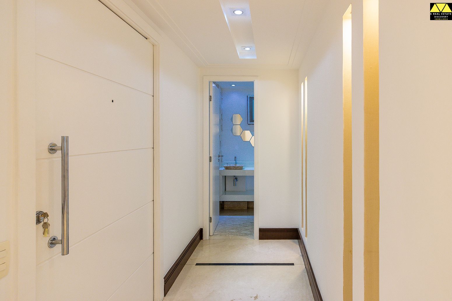 Apartamento à venda com 3 quartos, 207m² - Foto 44