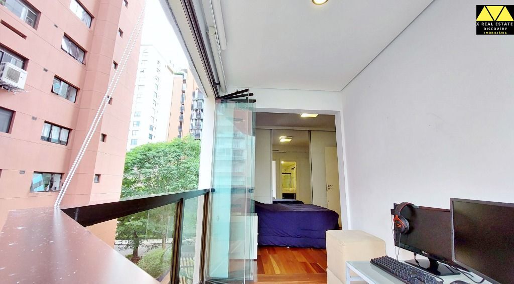 Apartamento à venda com 4 quartos, 246m² - Foto 35