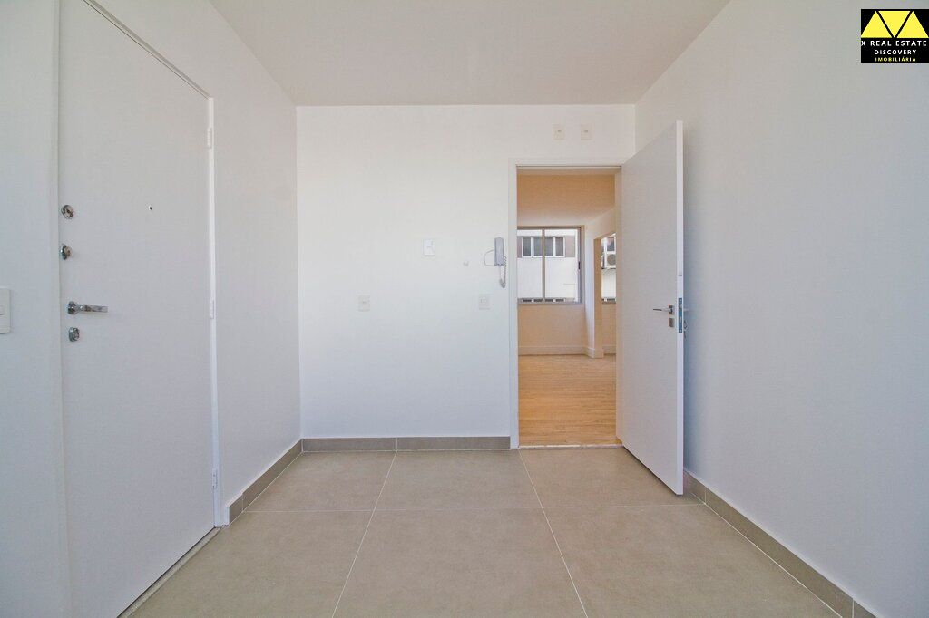 Apartamento à venda com 3 quartos, 110m² - Foto 11