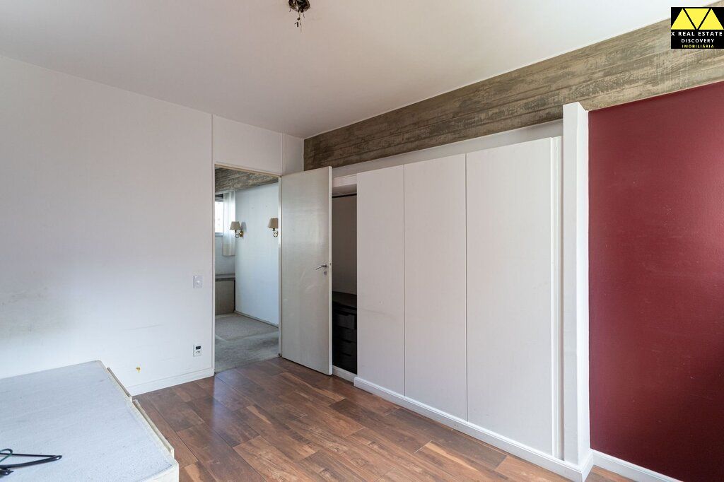 Apartamento à venda com 3 quartos, 121m² - Foto 15