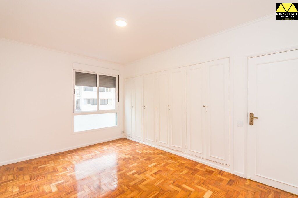 Apartamento à venda com 3 quartos, 189m² - Foto 15