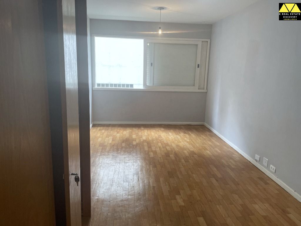 Apartamento à venda com 1 quarto, 27m² - Foto 1