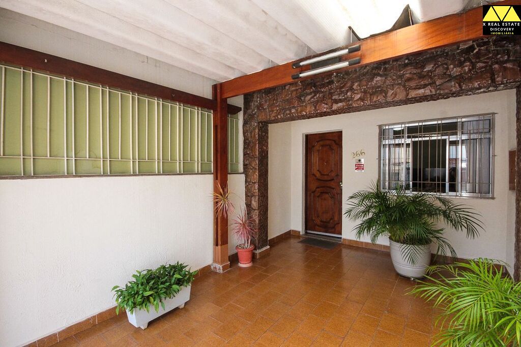 Casa à venda com 2 quartos, 160m² - Foto 2