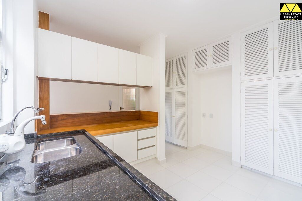 Apartamento à venda com 3 quartos, 189m² - Foto 29