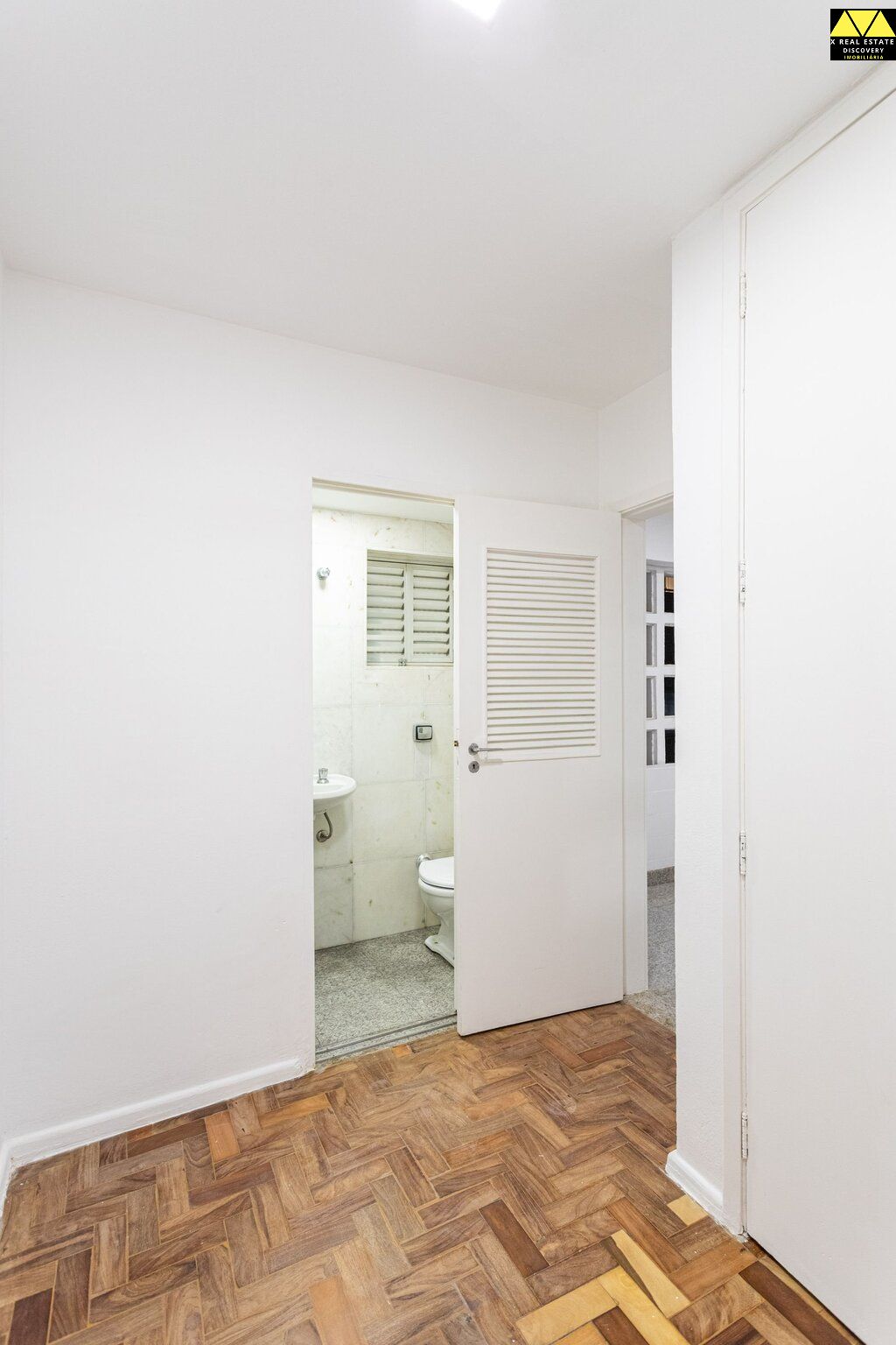 Apartamento à venda com 2 quartos, 130m² - Foto 3