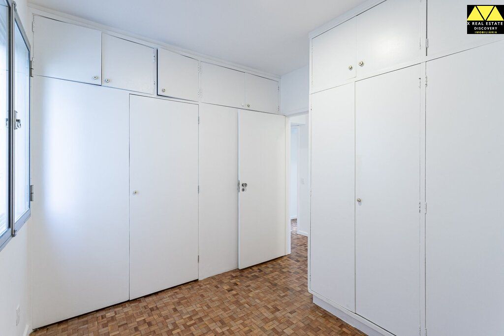 Apartamento à venda com 3 quartos, 126m² - Foto 2