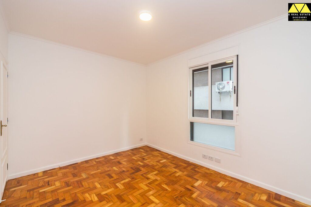 Apartamento à venda com 3 quartos, 189m² - Foto 13