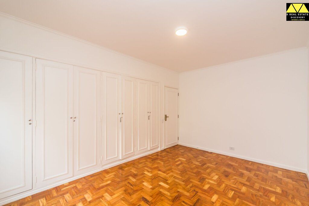 Apartamento à venda com 3 quartos, 189m² - Foto 12