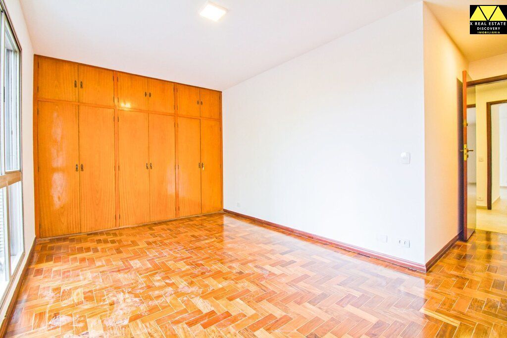 Apartamento à venda com 3 quartos, 116m² - Foto 18