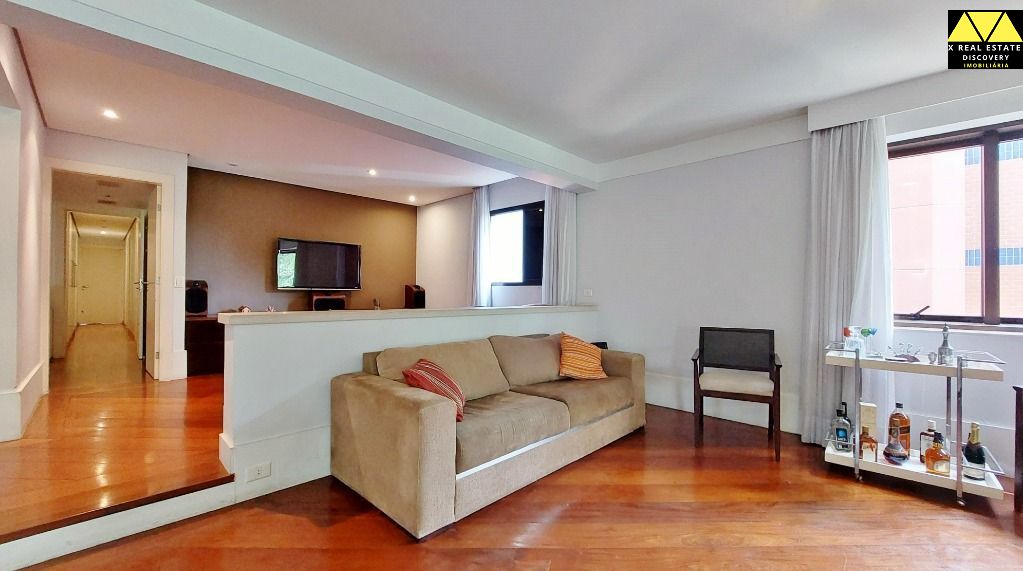 Apartamento à venda com 4 quartos, 246m² - Foto 13