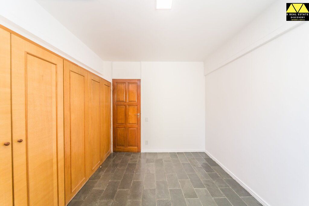 Apartamento à venda com 3 quartos, 121m² - Foto 23