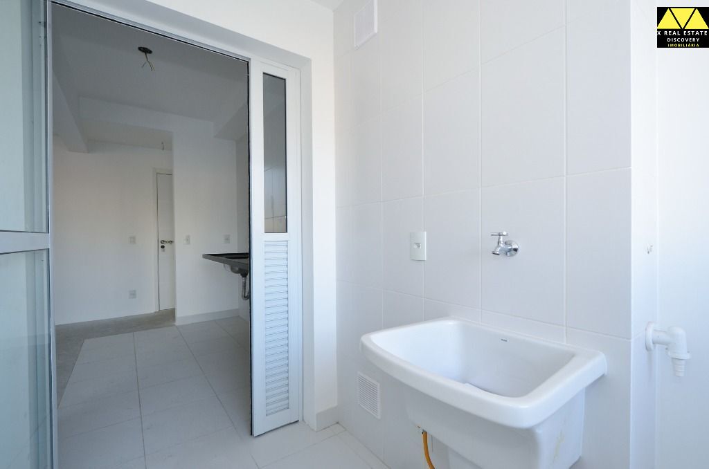 Apartamento à venda com 2 quartos, 74m² - Foto 34