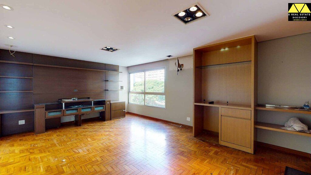 Apartamento à venda com 3 quartos, 125m² - Foto 1