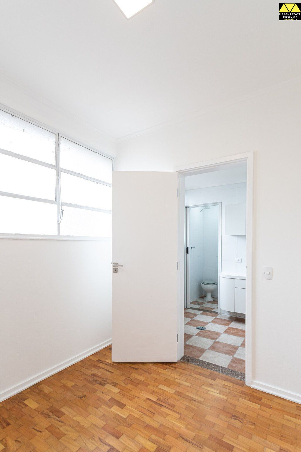 Apartamento à venda com 3 quartos, 137m² - Foto 4