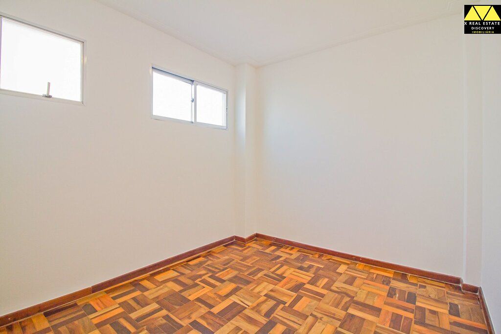 Apartamento à venda com 2 quartos, 90m² - Foto 4