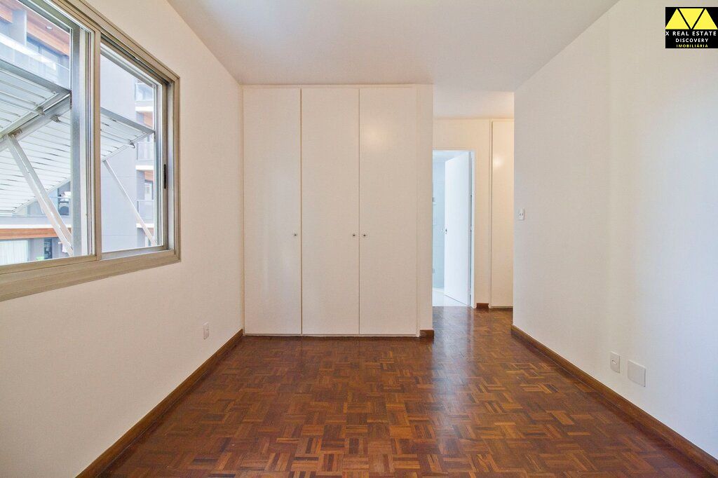 Apartamento à venda com 3 quartos, 106m² - Foto 8