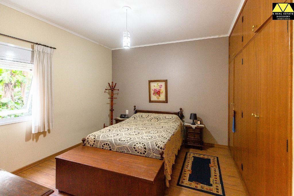 Apartamento à venda com 3 quartos, 185m² - Foto 13