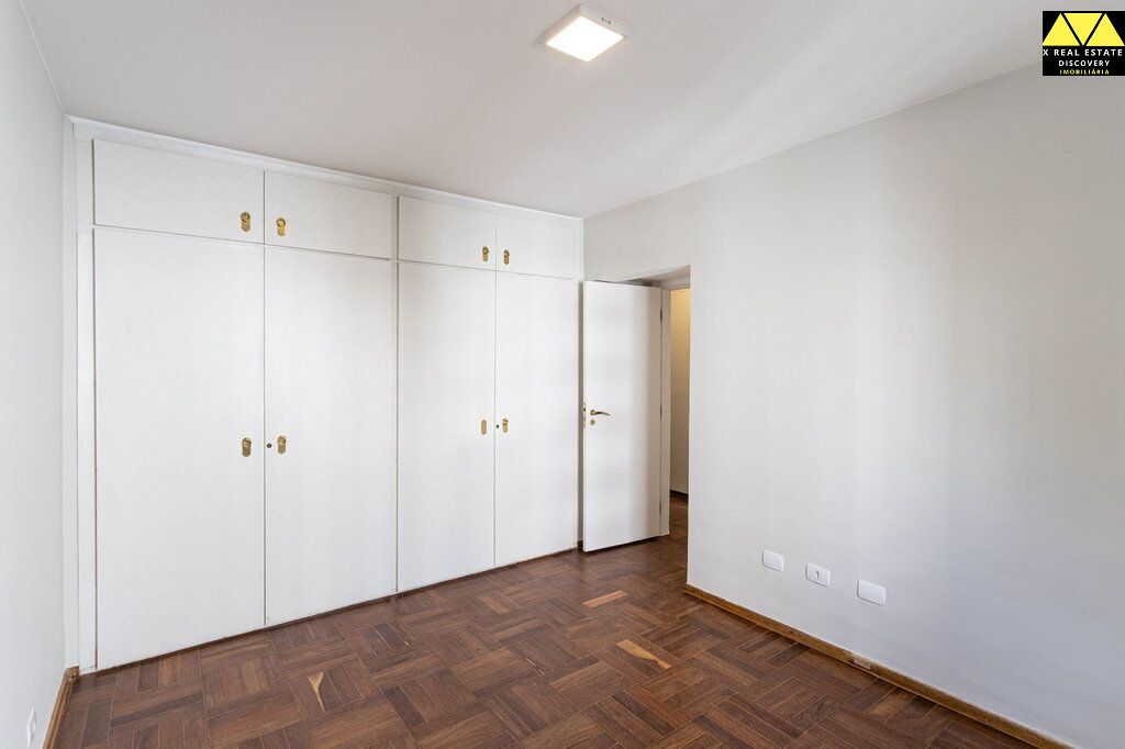 Apartamento à venda com 3 quartos, 126m² - Foto 2