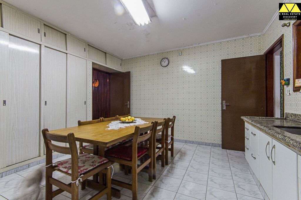 Casa à venda com 3 quartos, 300m² - Foto 5