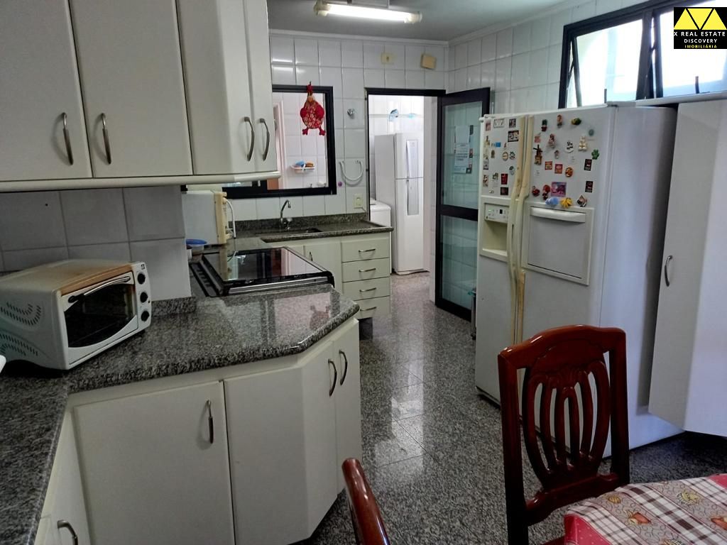 Cobertura à venda com 3 quartos, 214m² - Foto 8