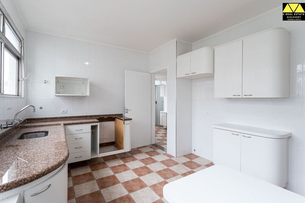 Apartamento à venda com 3 quartos, 137m² - Foto 26