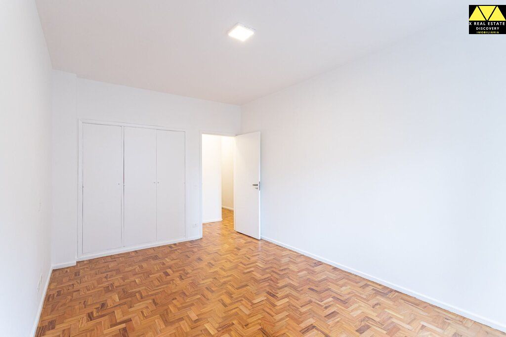 Apartamento à venda com 3 quartos, 187m² - Foto 18