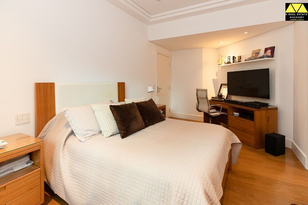 Apartamento à venda com 3 quartos, 360m² - Foto 17