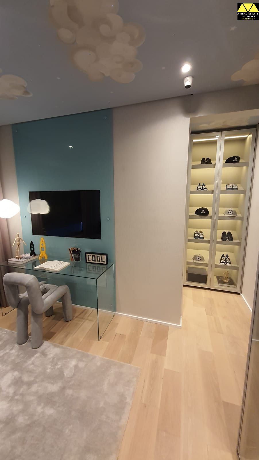 Apartamento à venda com 4 quartos, 212m² - Foto 17