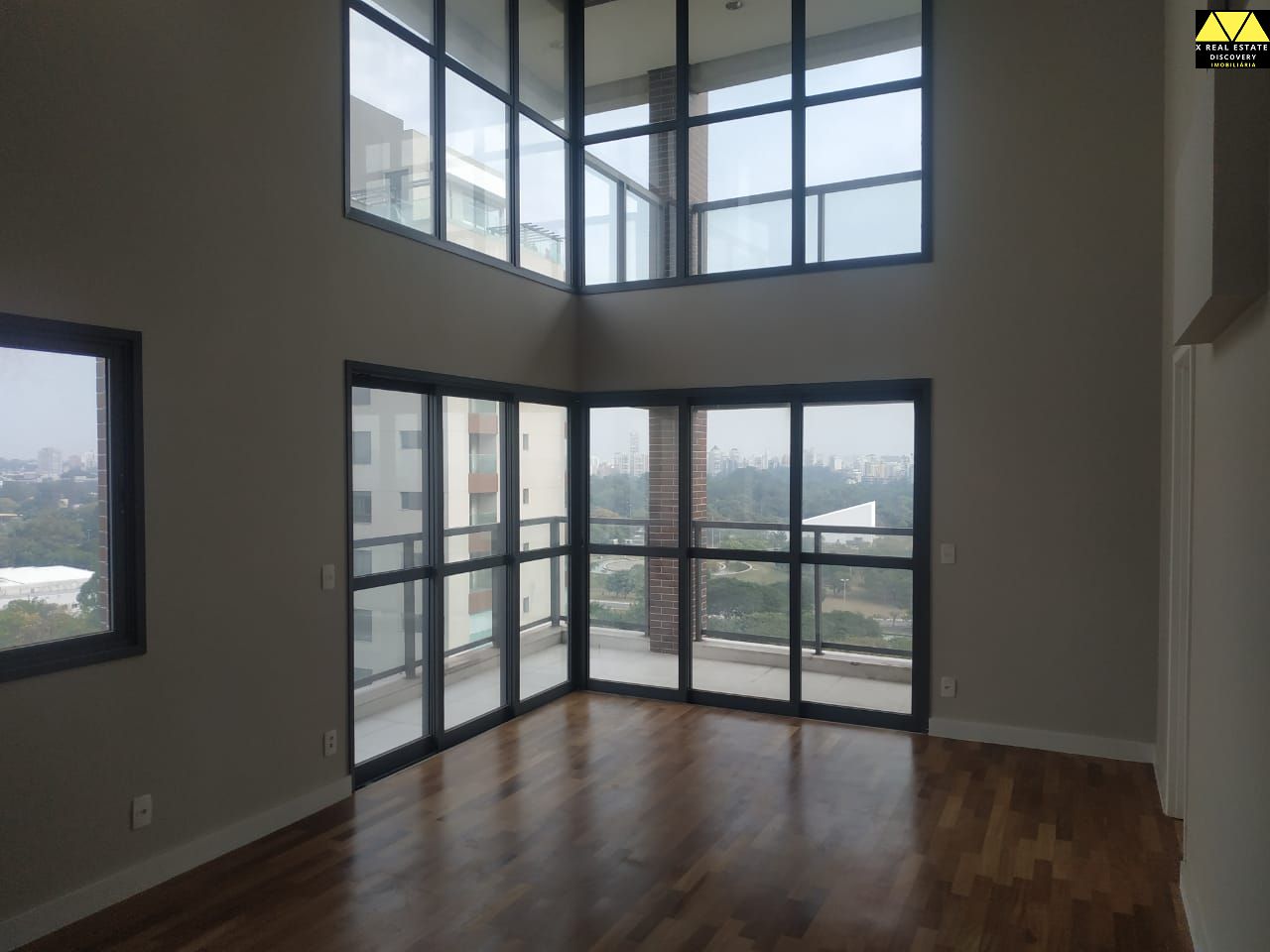 Cobertura à venda com 4 quartos, 325m² - Foto 3