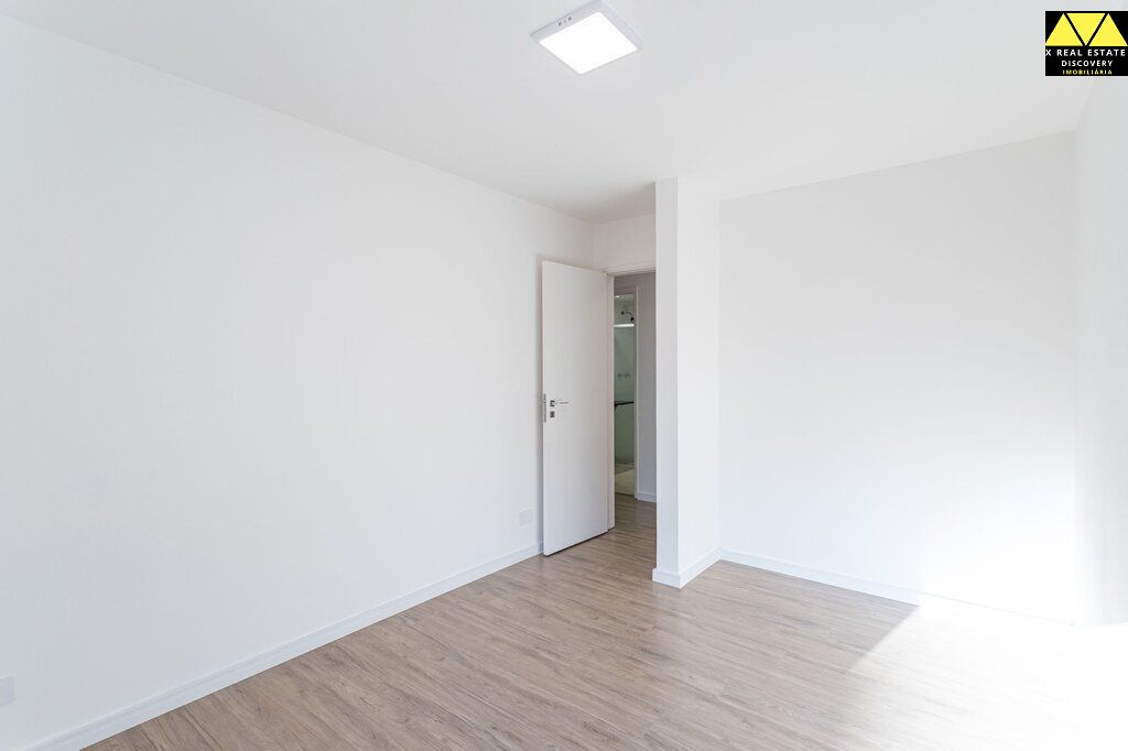 Apartamento à venda com 3 quartos, 175m² - Foto 5