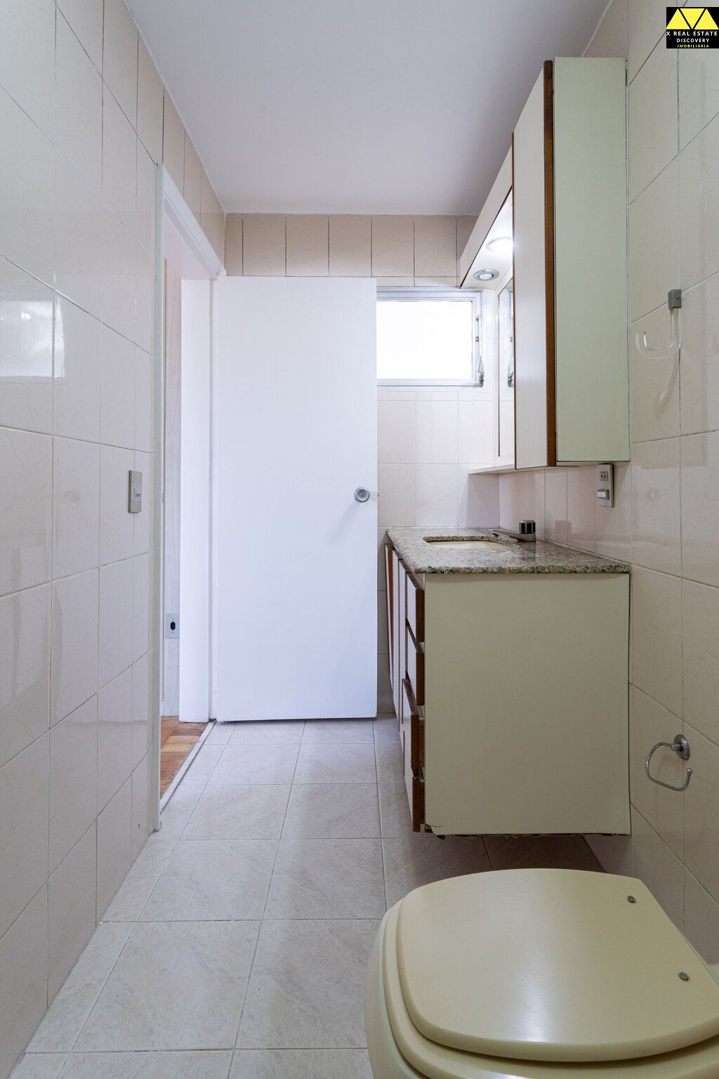 Apartamento à venda com 3 quartos, 114m² - Foto 3