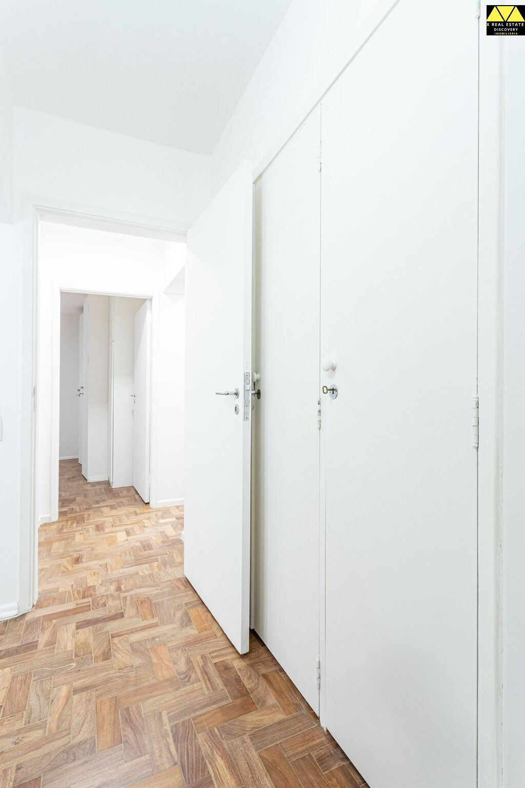 Apartamento à venda com 2 quartos, 130m² - Foto 9