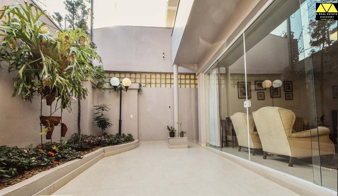 Casa à venda com 4 quartos, 200m² - Foto 16