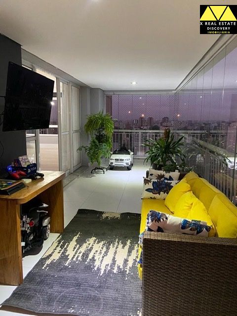 Apartamento à venda com 3 quartos, 260m² - Foto 1