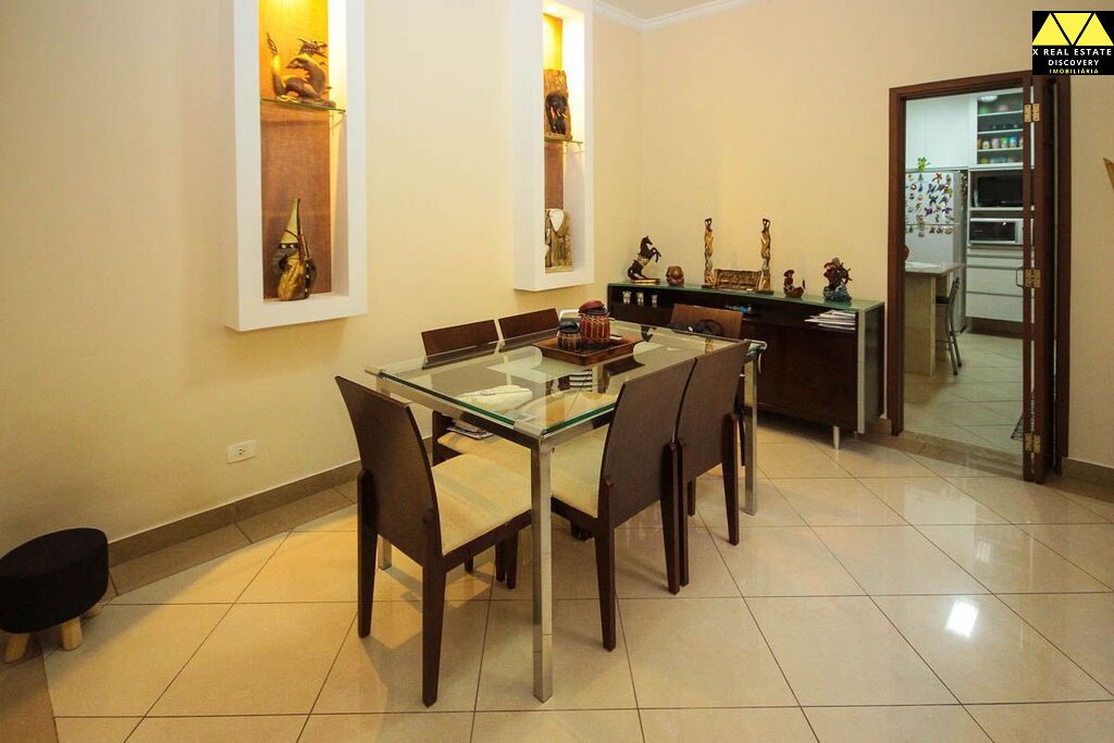 Casa à venda com 2 quartos, 180m² - Foto 10