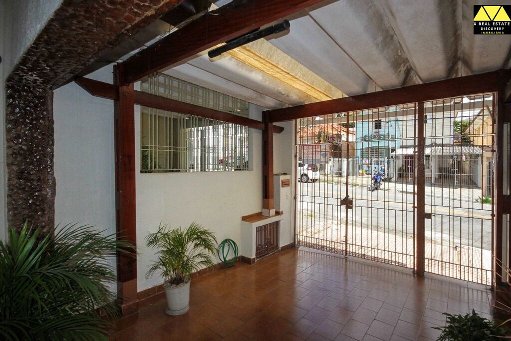 Casa à venda com 2 quartos, 160m² - Foto 1