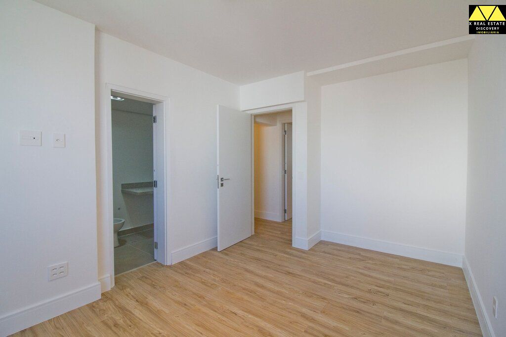 Apartamento à venda com 3 quartos, 110m² - Foto 33