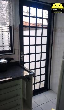 Casa à venda com 2 quartos, 80m² - Foto 10