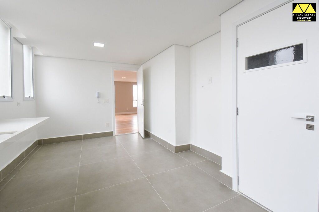 Apartamento, 3 quartos, 306 m² - Foto 11