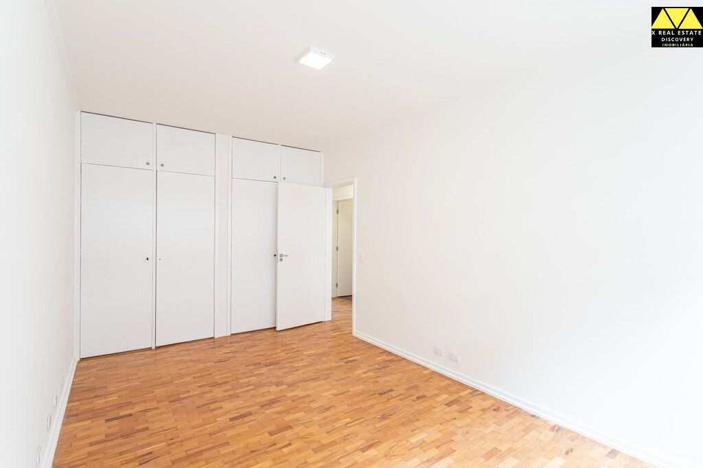 Apartamento à venda com 3 quartos, 137m² - Foto 12