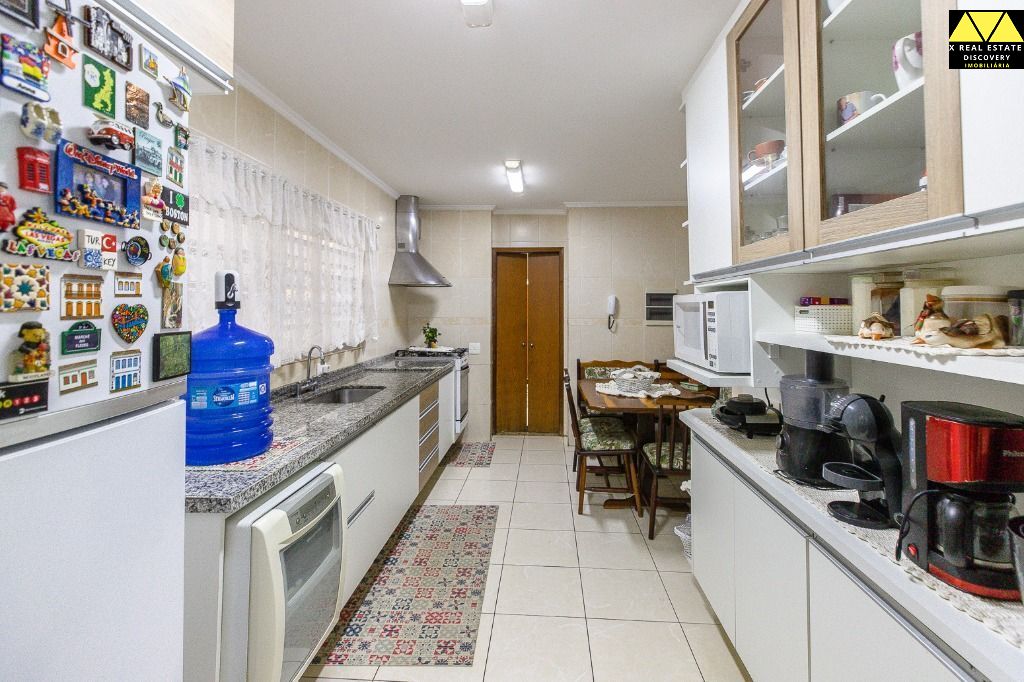 Apartamento à venda com 3 quartos, 185m² - Foto 28