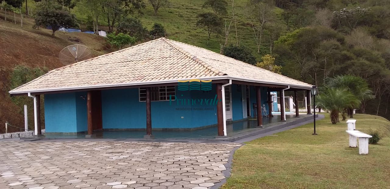Chácara, 3 quartos, 270 m² - Foto 1
