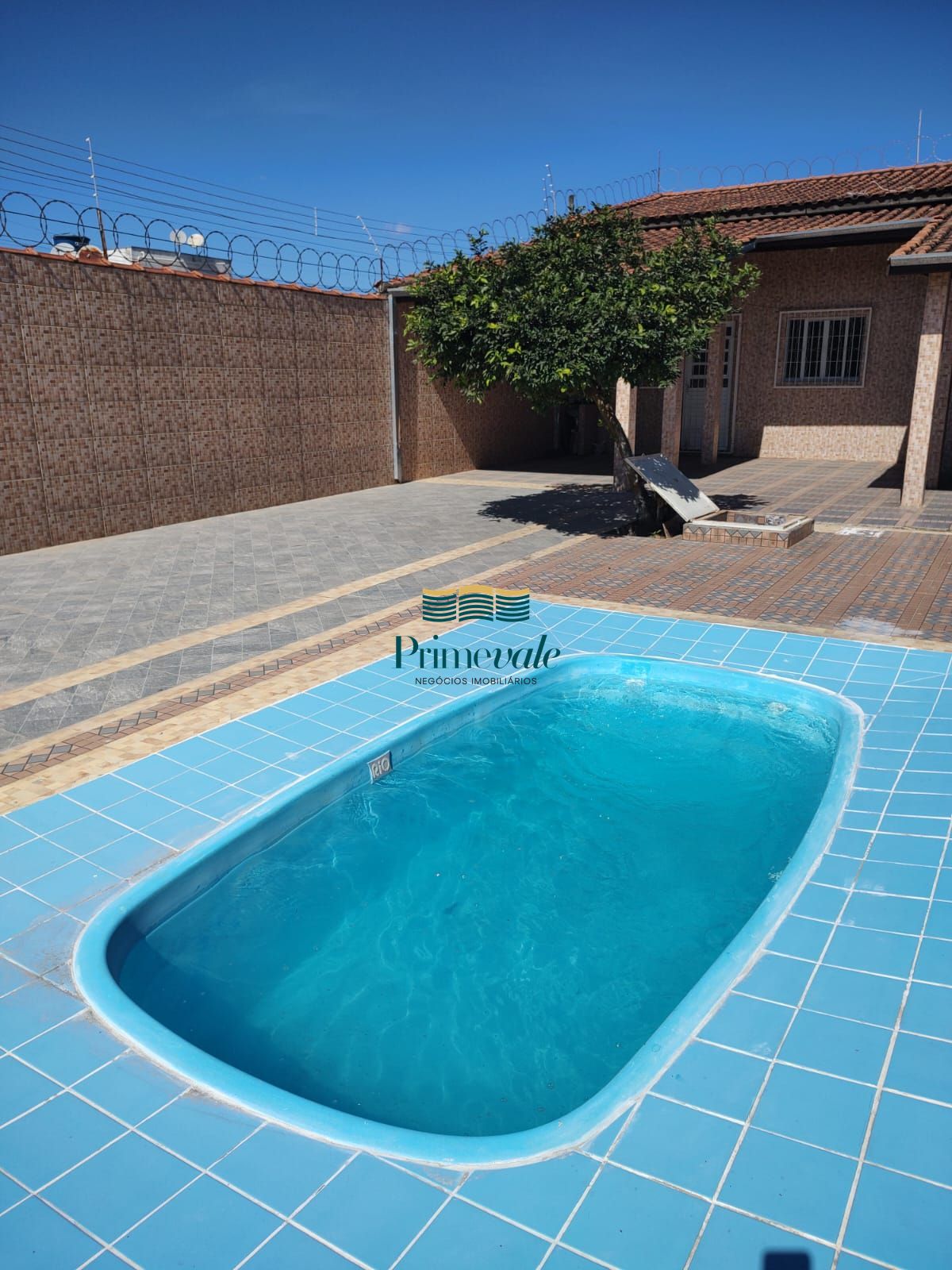 Casa, 1 quarto, 106 m² - Foto 1
