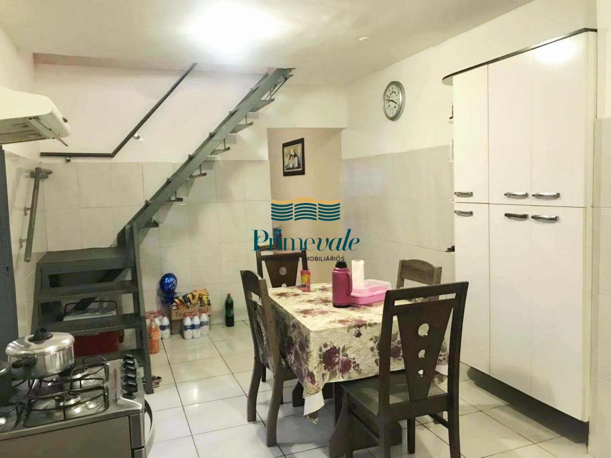 Sobrado, 3 quartos, 265 m² - Foto 2