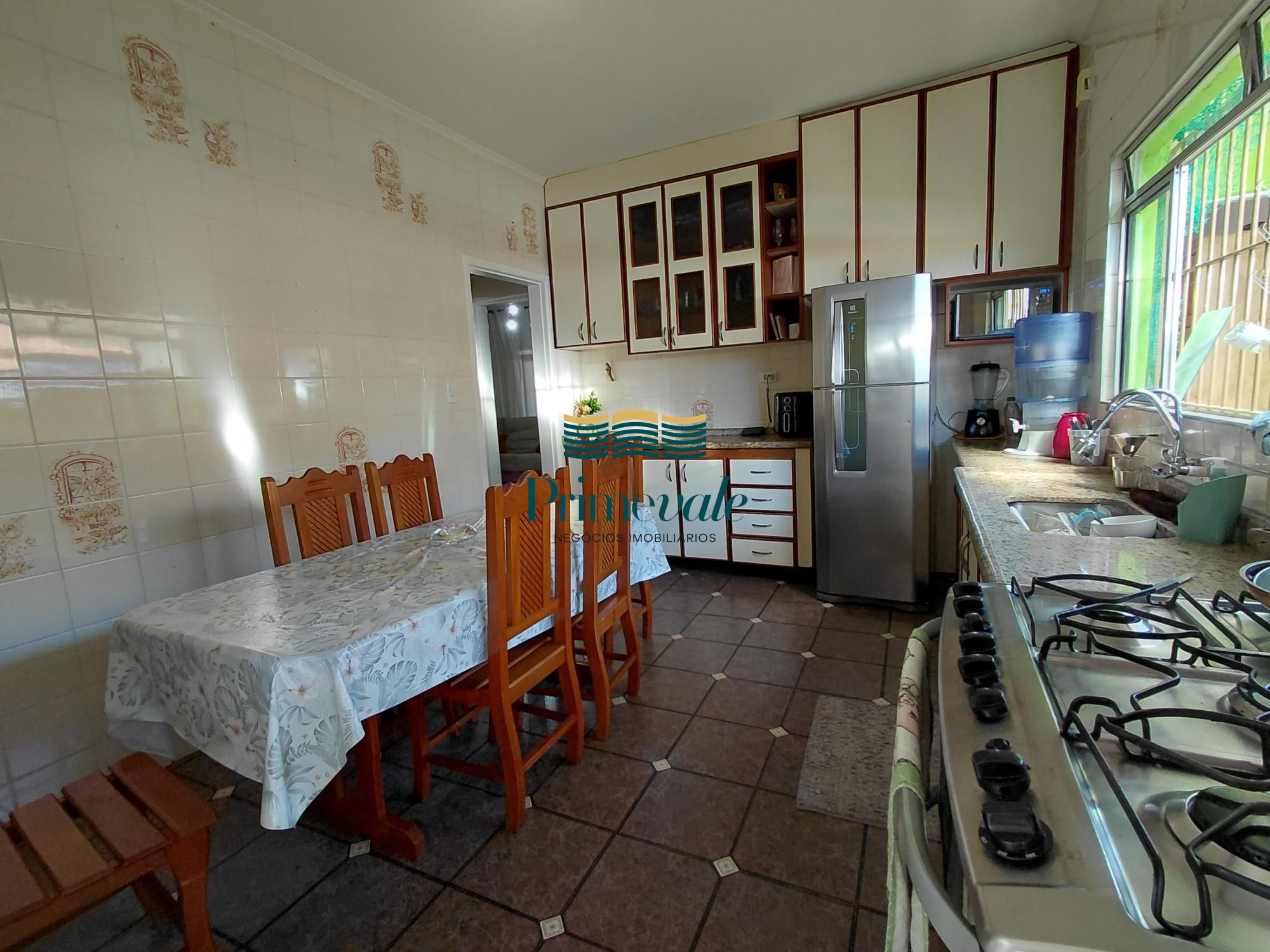 Sobrado, 5 quartos, 360 m² - Foto 2