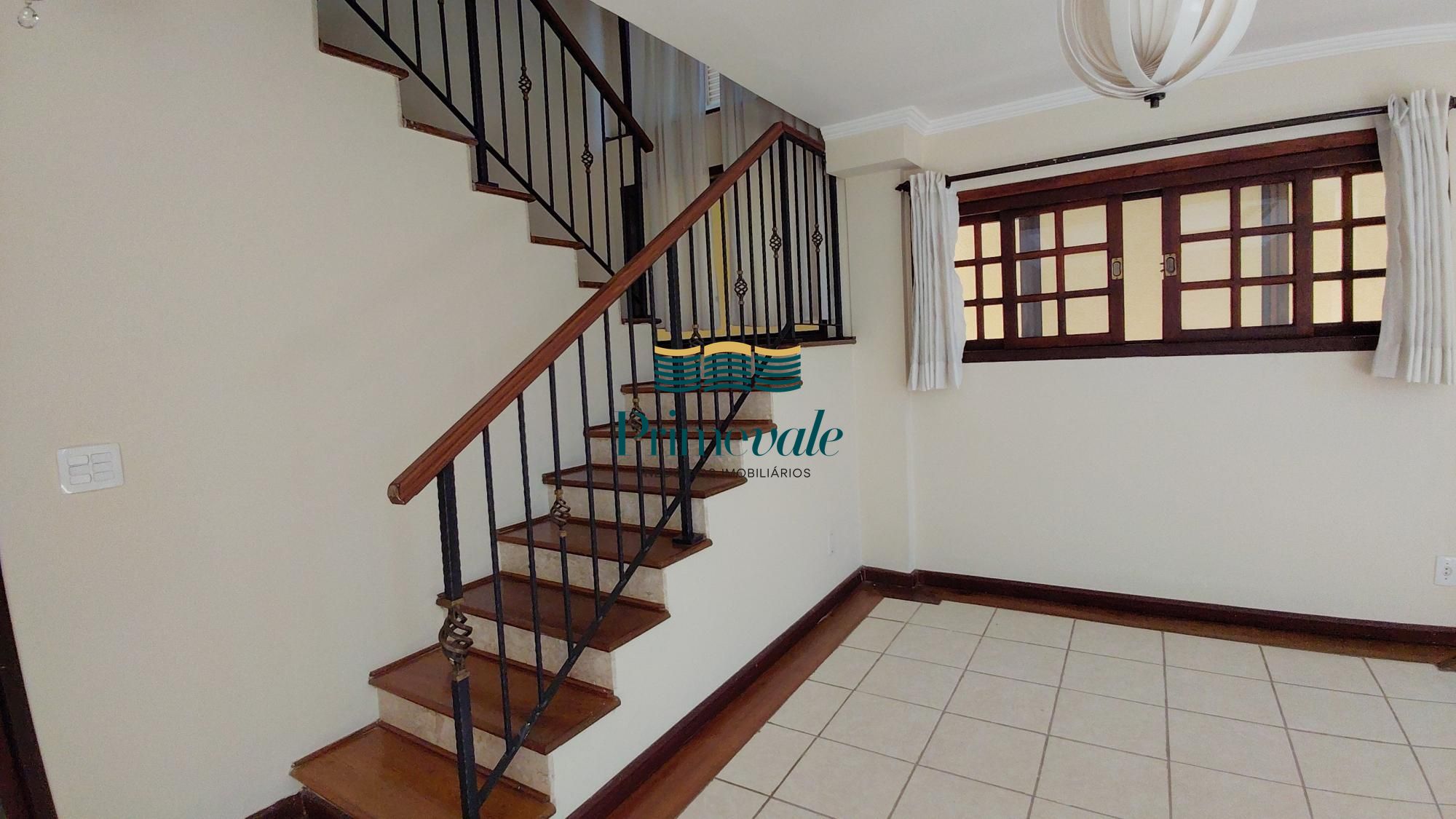 Sobrado, 3 quartos, 315 m² - Foto 2