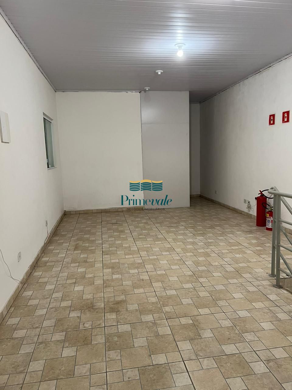 Depósito-Galpão, 240 m² - Foto 8