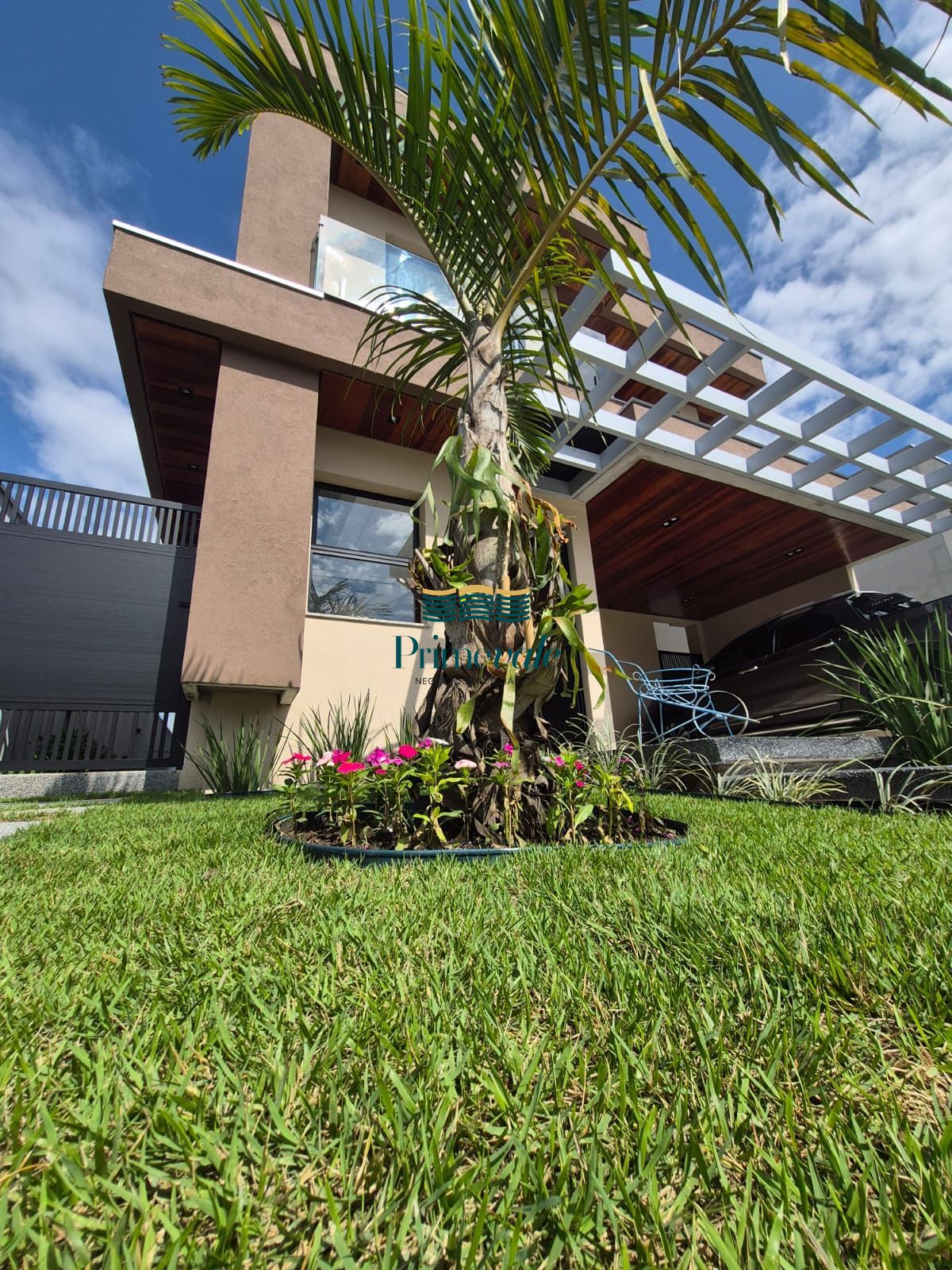 Sobrado, 3 quartos, 205 m² - Foto 2