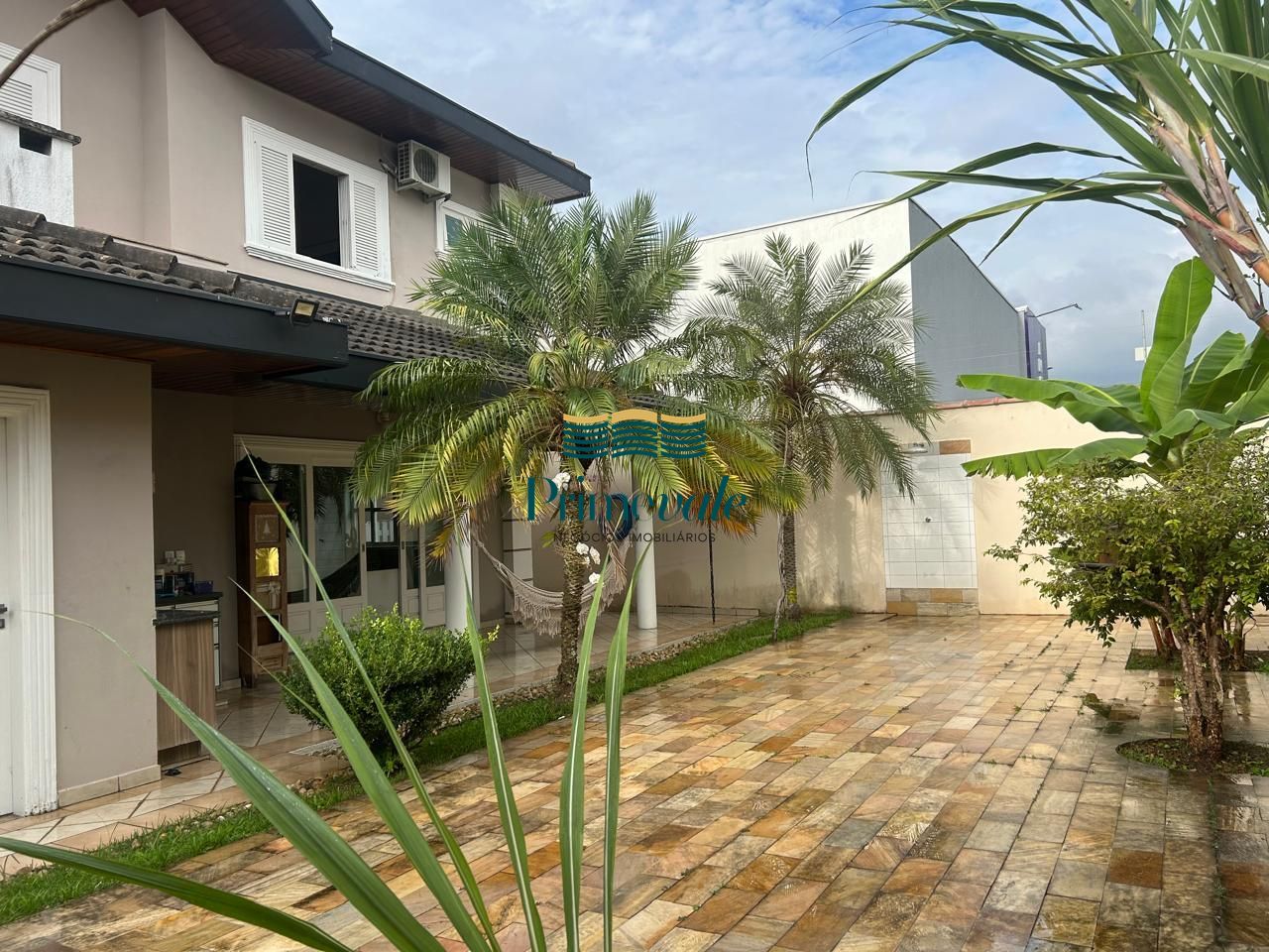 Casa, 5 quartos, 242 m² - Foto 2